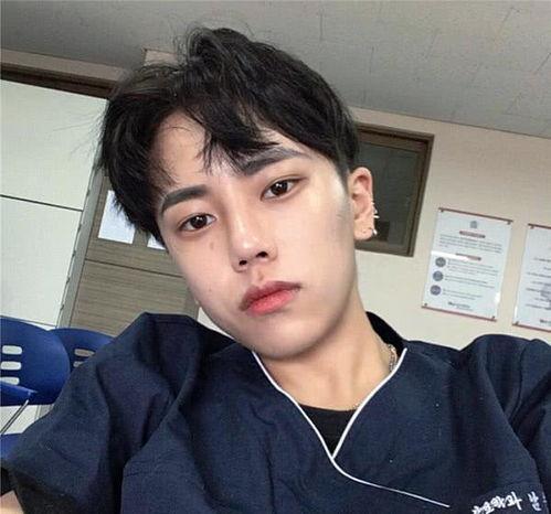 高颜值男生图片,高颜值男生惊艳亮相，引无数少女心爆棚！”
