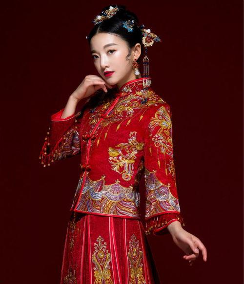红色的婚纱图片大全集,红色婚纱图片大全集赏析
